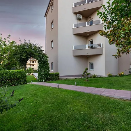 Sunny Garden A2 Apartmán Split