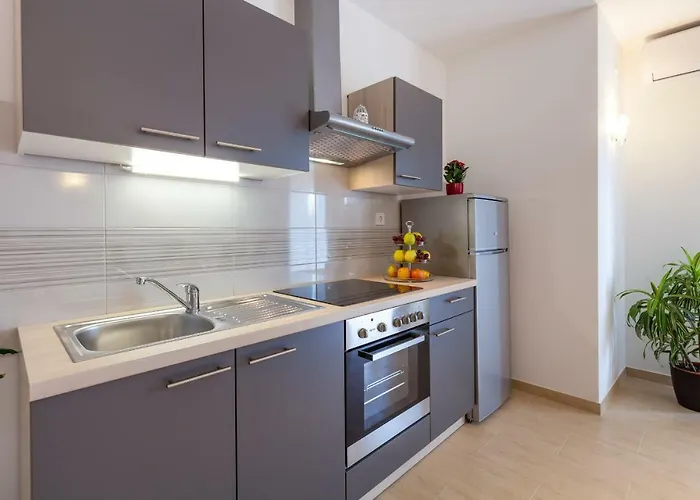 Apartament Sunny Garden A2 *