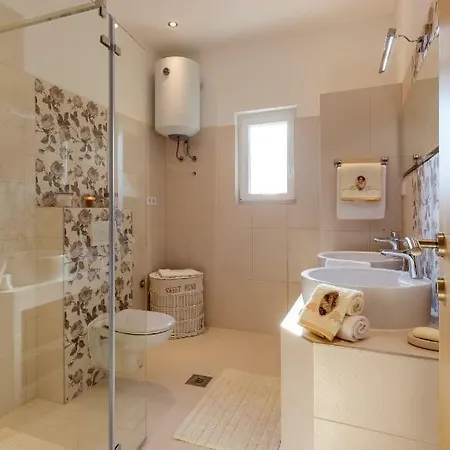 Sunny Garden A2 Split