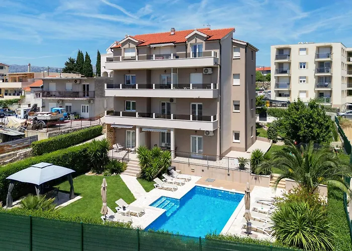 Sunny Garden A2 דירה