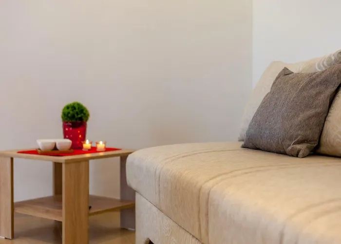 Sunny Garden A2 דירה *