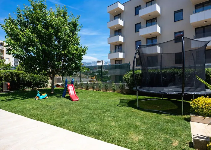 Sunny Garden A2 *